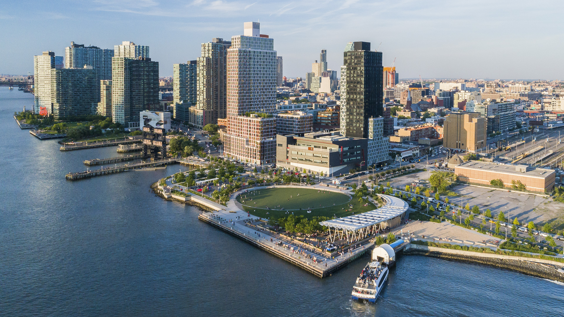 Hunters-Point-South-Waterway-Park-Jonnu-Singleton-0176-2.jpg