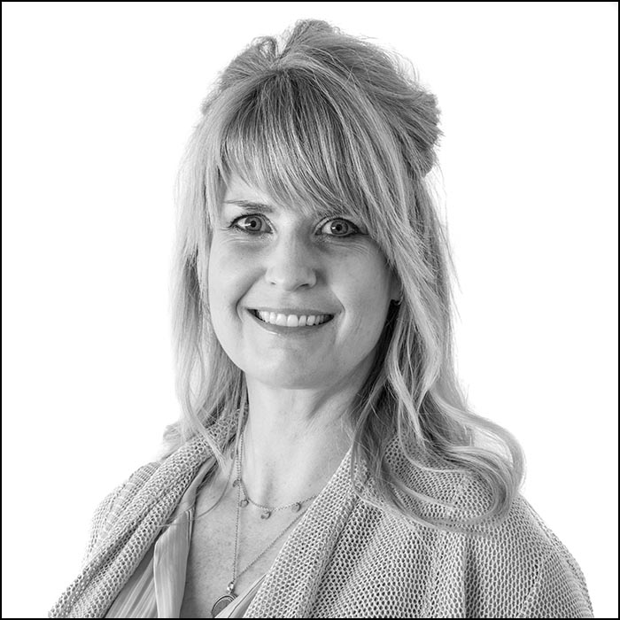 Elyssa Ernst-9875_web_bio
